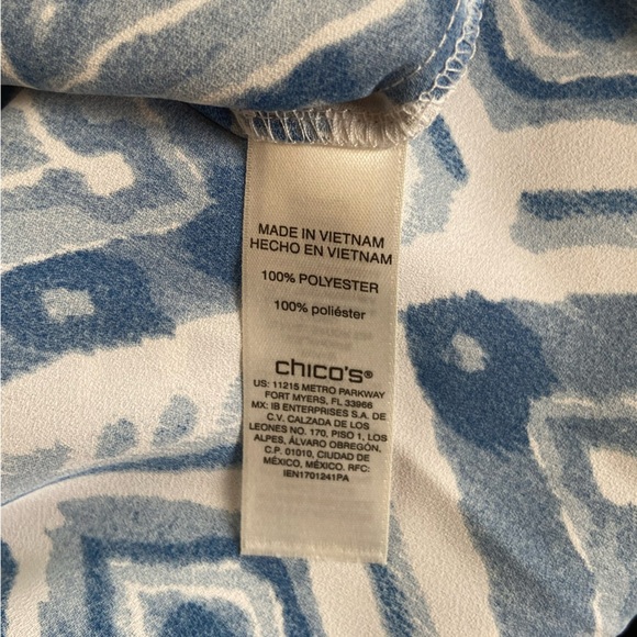 Chico's Exploded Ikat Crepe Top Size 4 US XXL V-Neck Chiffon Semi Sheer Summer - Picture 8 of 8